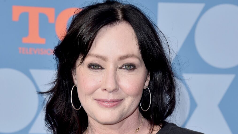 Shannen Doherty on red carpet