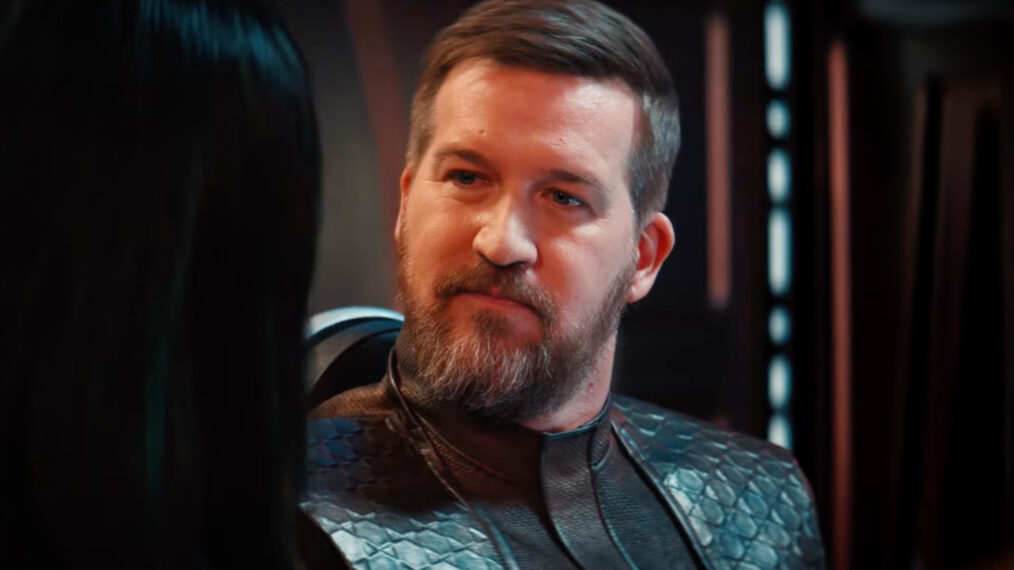 Kenneth Mitchell as Aurellio in 'Star Trek: Discovery'