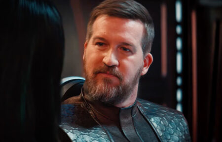 Kenneth Mitchell as Aurellio in 'Star Trek: Discovery'