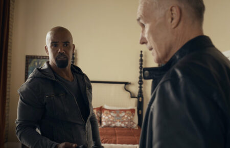 Shemar Moore as Hondo, Patrick St. Esprit as Hicks — 'S.W.A.T.' Season 7 Episode 2