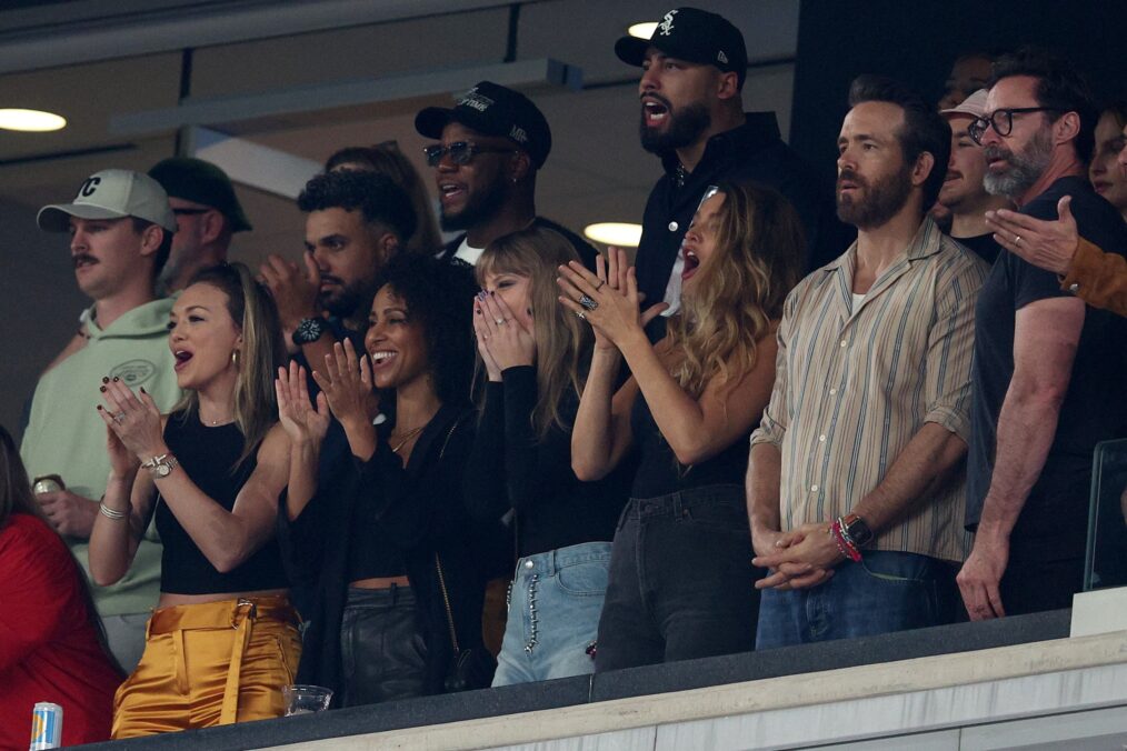 Blake Lively, Ryan Reynolds, and Hugh Jackman join Taylor Swift at Kansas City Chiefs and the New York Jets at MetLife Stadium