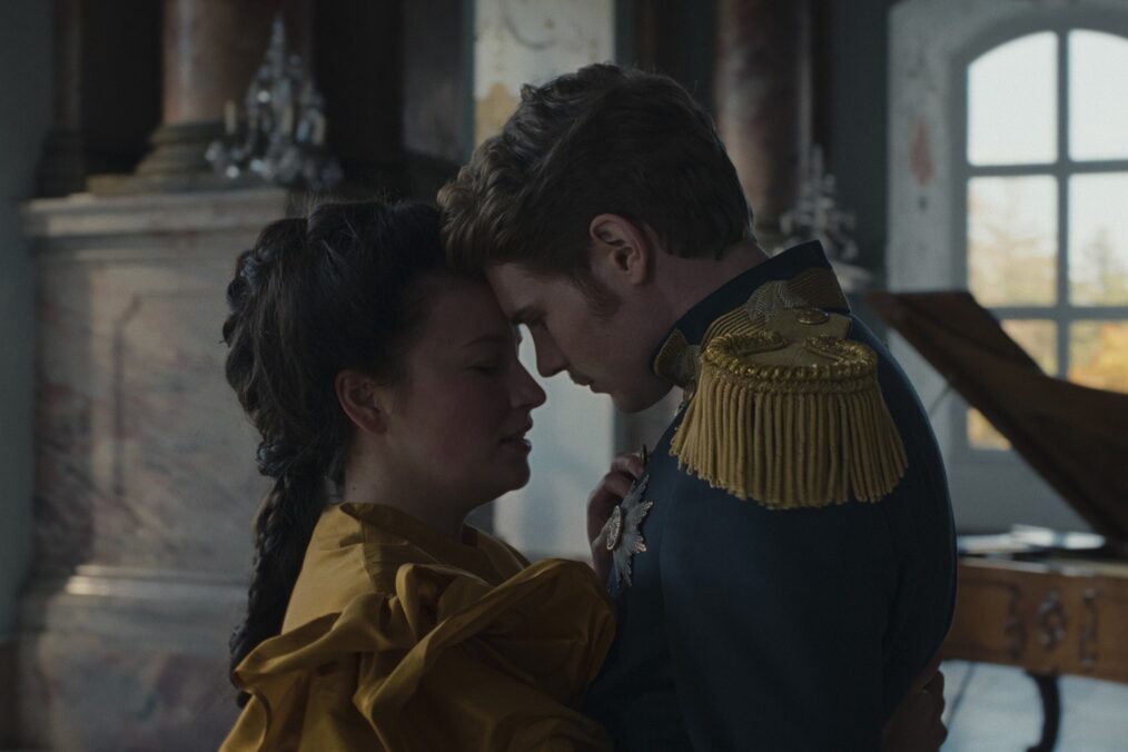 Devrim Lingnau as Elisabeth von Wittelsbach and Philip Froissant as Emperor Franz Joseph in 'The Empress'