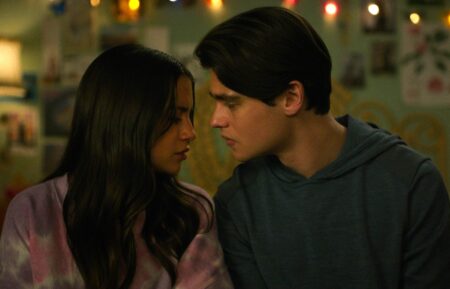 Isabela Merced and Felix Mallard in 'Turtles All the Way Down'