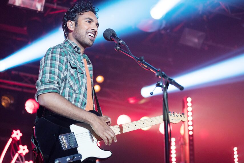 Himesh Patel en 'Ayer'