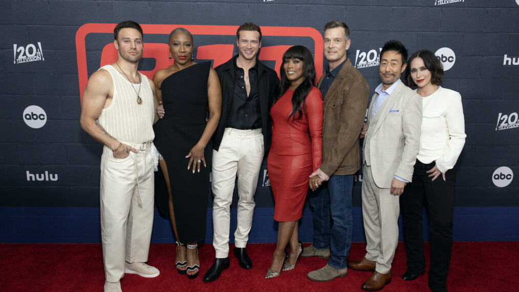 Ryan Guzman, Aisha Hinds, Oliver Stark, Angela Bassett, Peter Krause, Kenneth Choi, and Jennifer Love Hewitt — '9-1-1' Red Carpet