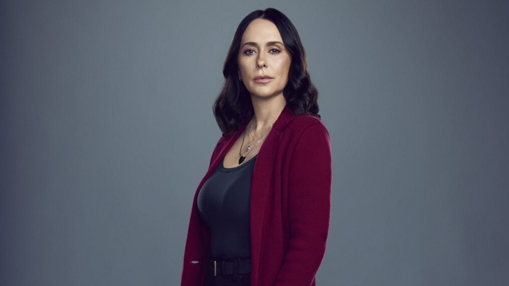 Jennifer Love Hewitt as Maddie Kendall — '9-1-1' Season 7