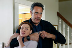 Brad Garrett as C.O. Gary Munson, Karina Logue as Lisa Munson in Law & Order: Special Victims Unit - 'Heartfelt Passages'