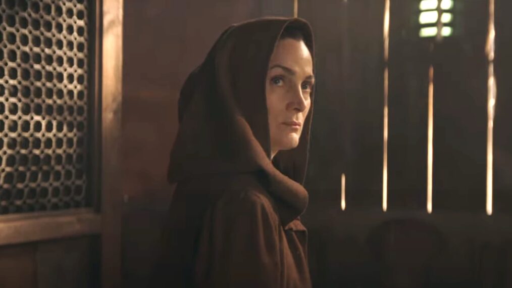Carrie-Anne Moss as Jedi Master Indara