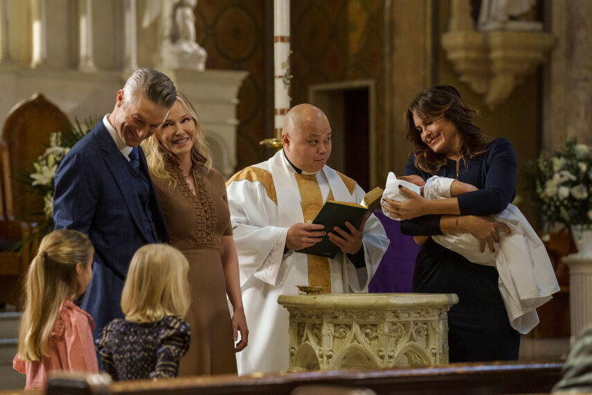 Peter Scanavino as Dominick 'Sonny' Carisi Jr., Kelli Giddish as Amanda Rollins, Viet Vo as Father Ralph, Mariska Hargitay as Captain Olivia Benson in in Law & Order: Special Victims Unit - 'Tunnel Blind'