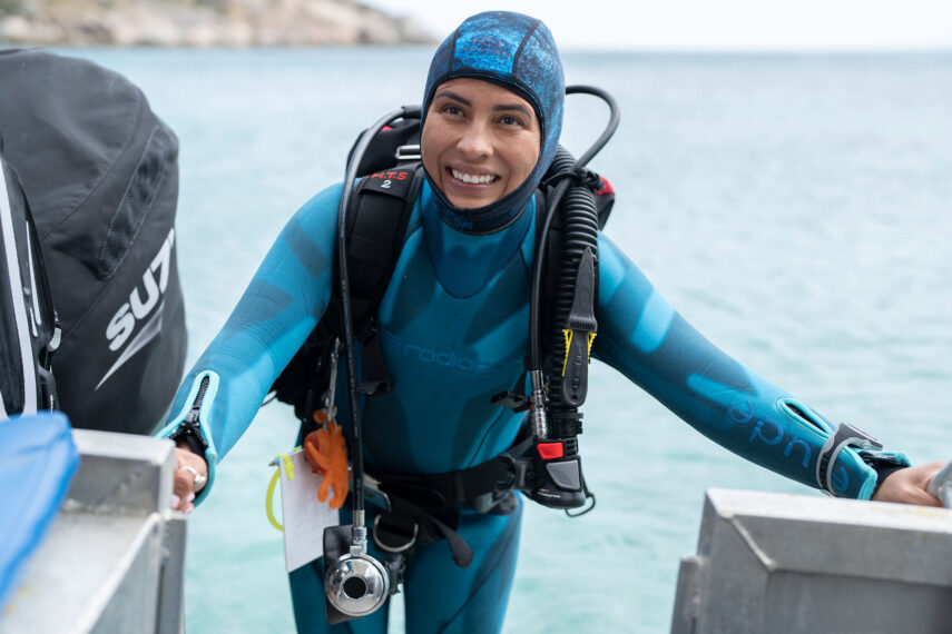 Alex Schnell prepares for a dive on the Great Barrier Reef