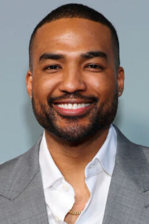 Shannon Wallace - Actor