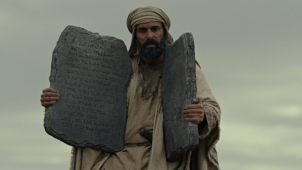 Avi Azulay como Moisés en 'Testamento: La historia de Moisés' de Netflix