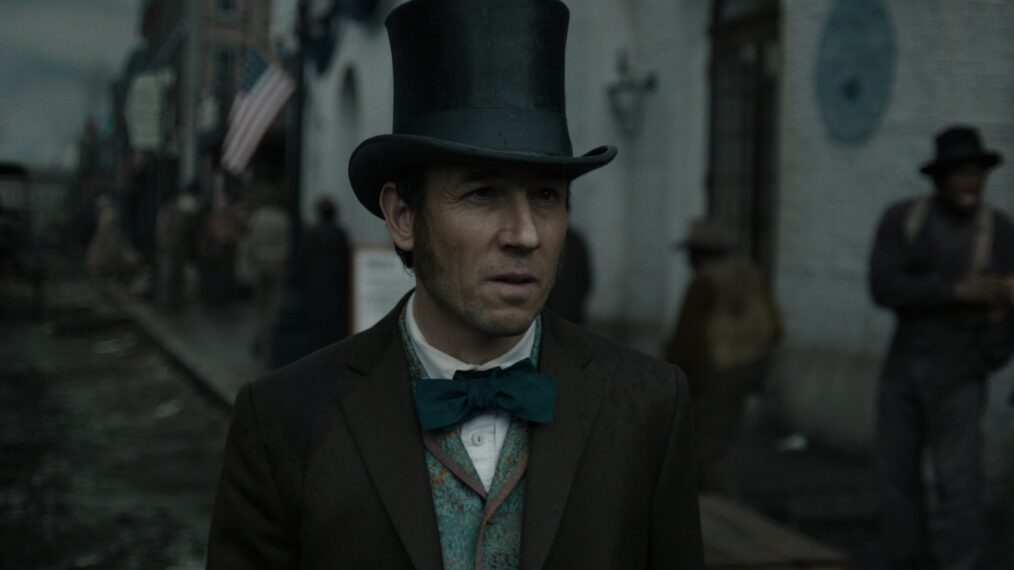 Tobias Menzies in Manhunt