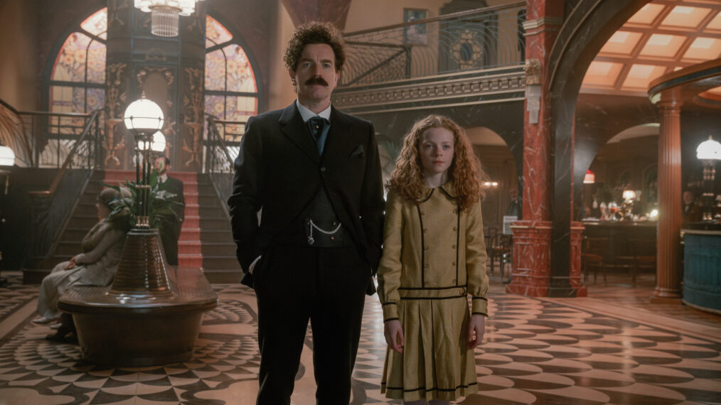Ewan McGregor as Count Rostov and Alexa Goodall as Nina in 'A Gentleman in Moscow' - Season 1, Episode 1