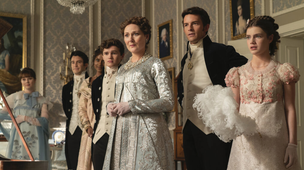Claudia Jessie as Eloise, Luke Thompson as Benedict, Simone Ashley as Kate, Will Tilston as Gregory, Ruth Gemmell as Violet, Jonathan Bailey as Anthony, and Florence Hunt as Hyacinth in ‘Bridgerton’ Season 3