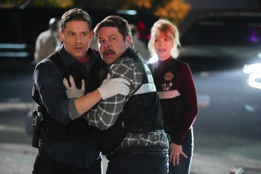 Matt Lauria als Josh Folsom, Lex Medlin als Beau Finado und Marg Helgenberger als Catherine Willows – „CSI: Vegas“, Staffel 3, Folge 4