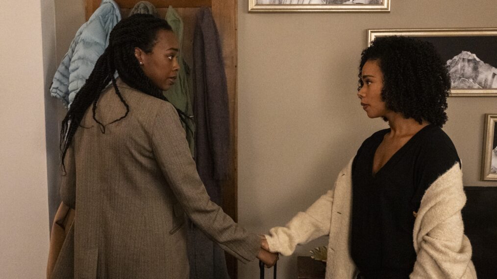 Fedna Jacquet as Charlotte and Roxy Sternberg as Special Agent Sheryll Barnes — 'FBI: Most Wanted' Season 5 Episode 4