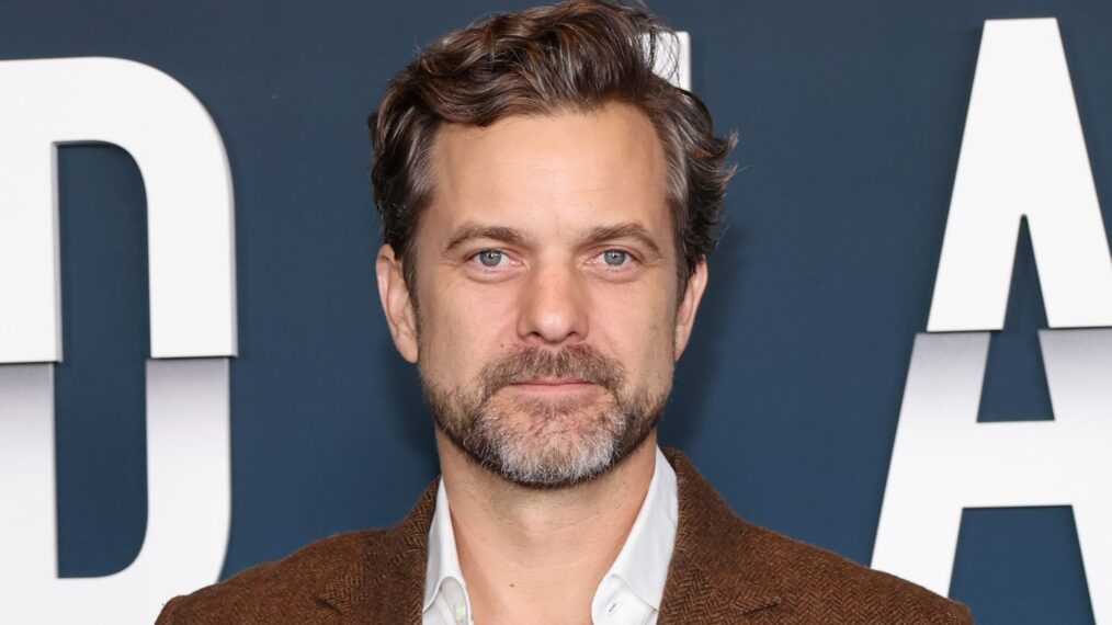 Joshua Jackson on red carpet