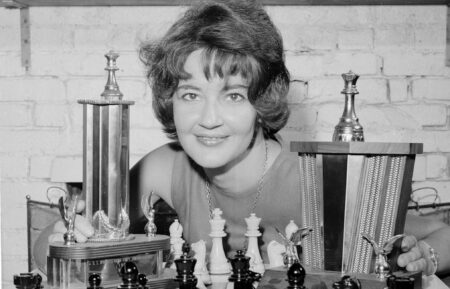 Lisa Lane chess champion