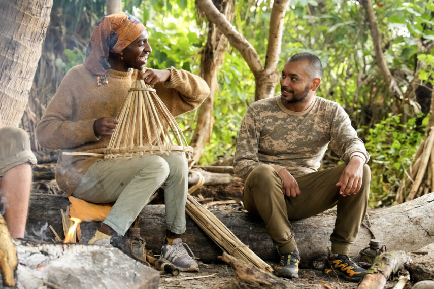 Tevin y Randen en el campamento de Nami en el episodio 3 de la temporada 46 de 'Survivor'