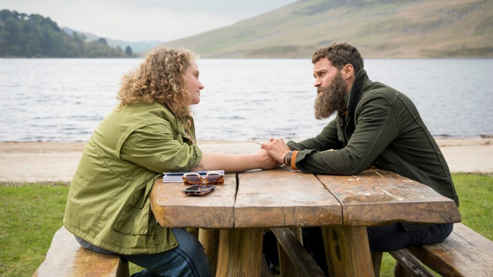 Danielle Macdonald and Jamie Dornan in 'The Tourist' Season 2