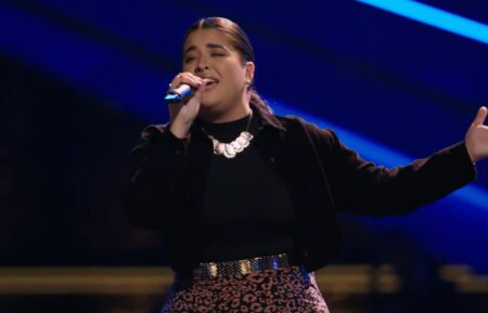 Mafe sings on 'The Voice' Season 25
