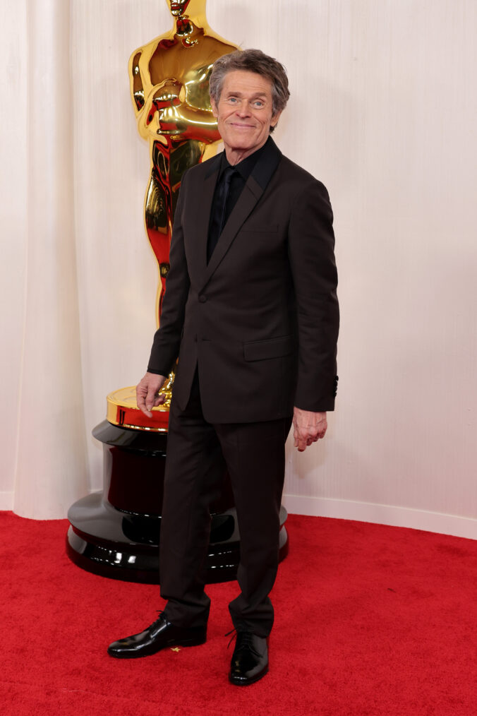 Willem Dafoe attends the 96th Annual Academy Awards