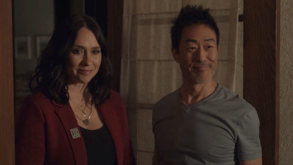 Jennifer Love Hewitt and Kenneth Choi in '9-1-1'