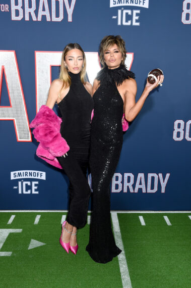 Delilah Belle Hamlin und Lisa Rinna bei der Premiere von 