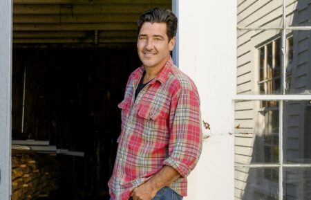 Jonathan Knight on Farmhouse Fixer • Episode 306 • October 2, 2023