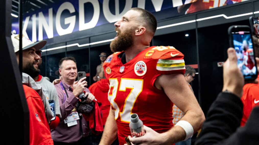 Travis Kelce #87 of the Kansas City Chiefs