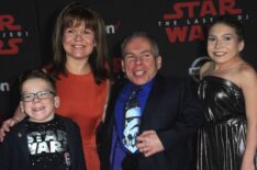 Actor Warwick Davis (2nd R) and son Harrison Davis, wife Sam Davis and daughter Annabel Davis arrive for the Premiere Of Disney Pictures And Lucasfilm's 'Star Wars: The Last Jedi' held at The Shrine Auditorium on December 9, 2017 in Los Angeles, California.