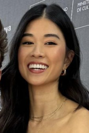 Megan Li Wang Headshot