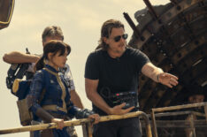 Ella Purnell and Jonathan Nolan behind the scenes of 'Fallout'