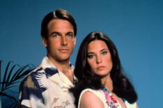 Mark Harmon, Cristina Raines, Howard Duff in Flamingo Road