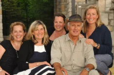 Jack Hanna with his wife Suzi and daughters Kathaleen, Suzanne, and Julie