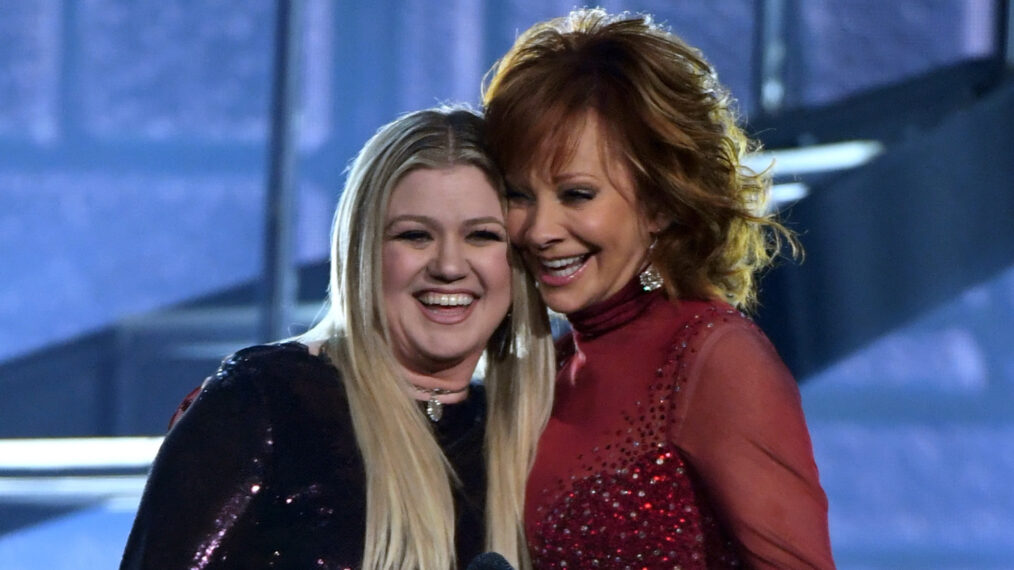 Kelly Clarkson and Reba McEntire