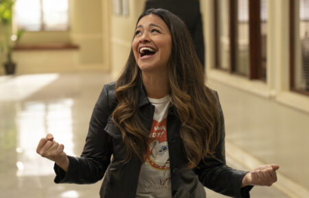 Gina Rodriguez in 'Not Dead Yet' Season 2 finale - 'Not the End Yet/Not a Ghost Yet'
