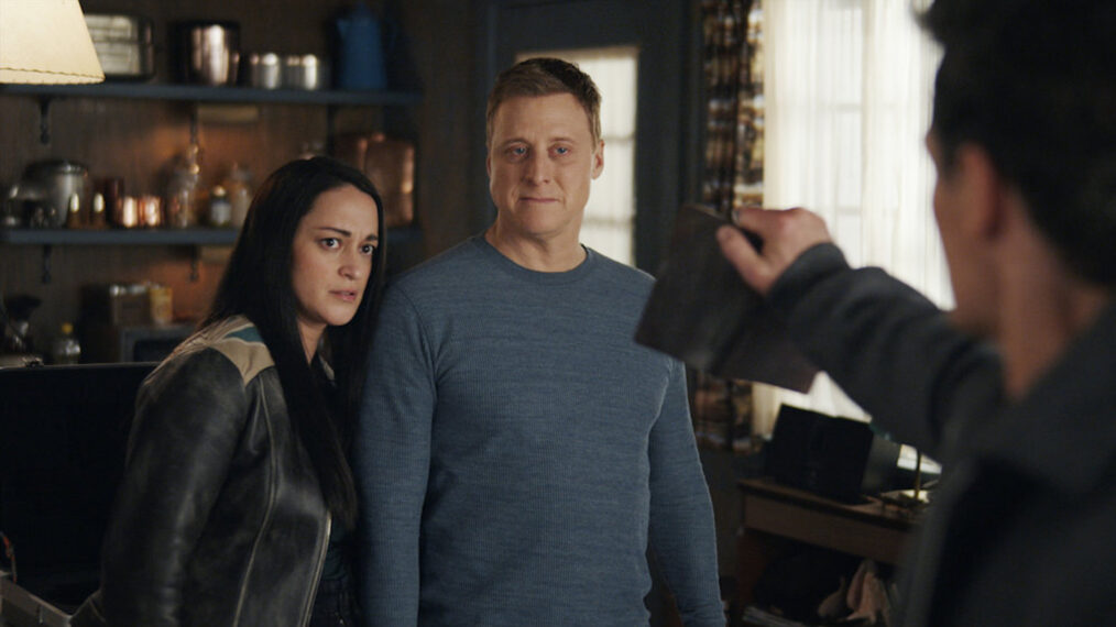 Sara Tomko as Asta Twelvetrees, Alan Tudyk as Harry Vanderspeigle in 'Resident Alien' Season 3 Episode 8