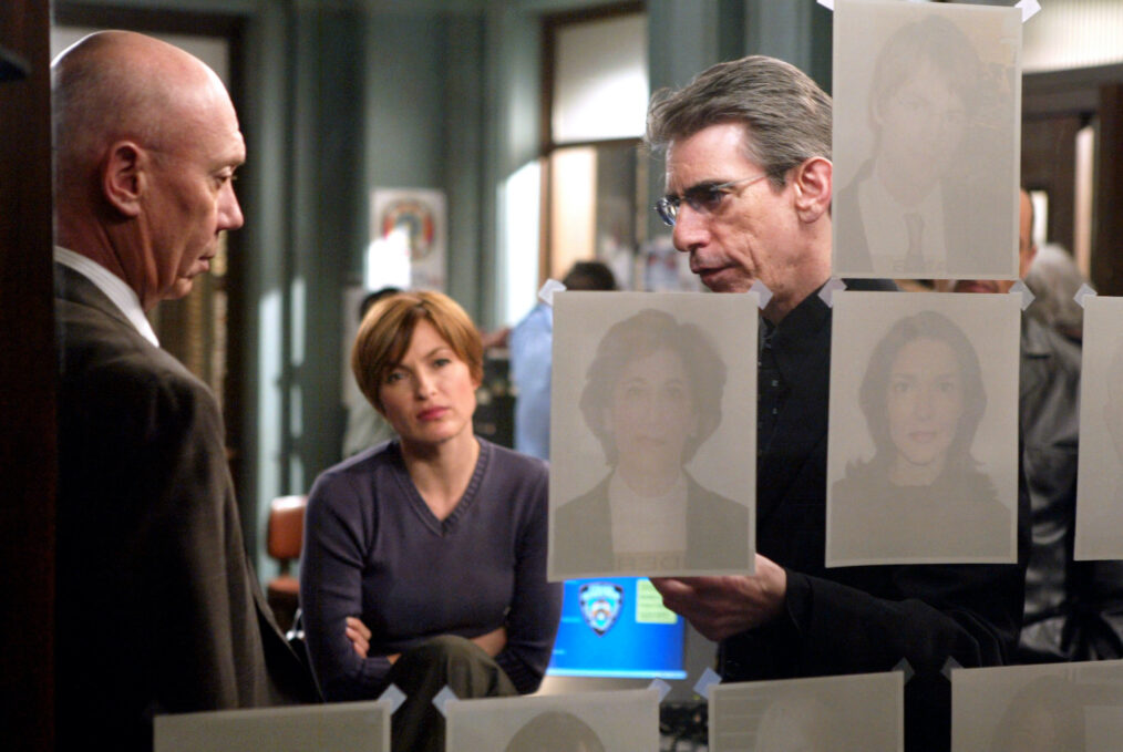 Dann Florek, Mariska Hargitay and Richard Belzer in 'Law & Order: SVU' Season 1