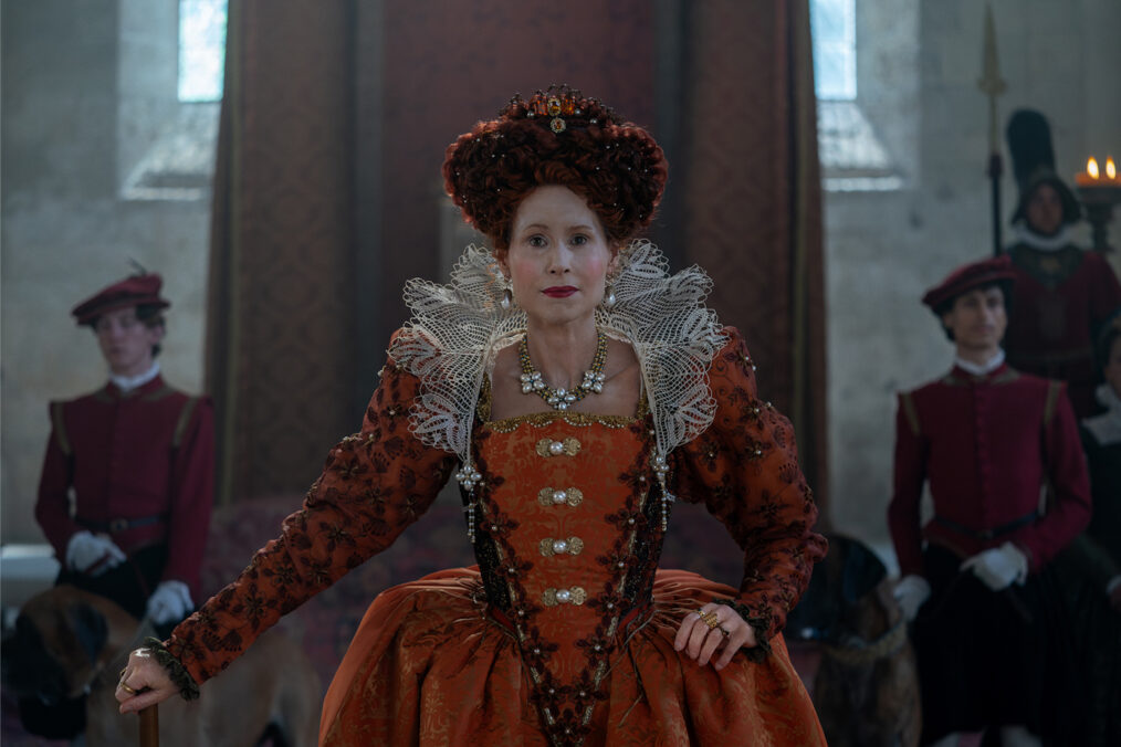 Minnie Driver as Queen Elizabeth I in 'The Serpent Queen' Season 2