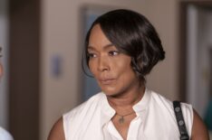 Angela Bassett as Athena in '9-1-1' Season 7 Episode 8 'Step Nine'
