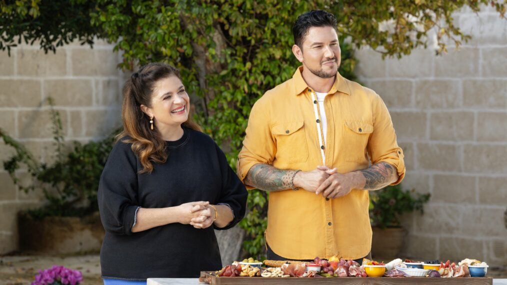 Gabriele Bertaccini y Alex Guarnaschelli en Ciao House, temporada 2