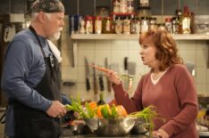 Rex Linn as Emmett and Reba McEntire as Bobbie in Happy's Place pilot