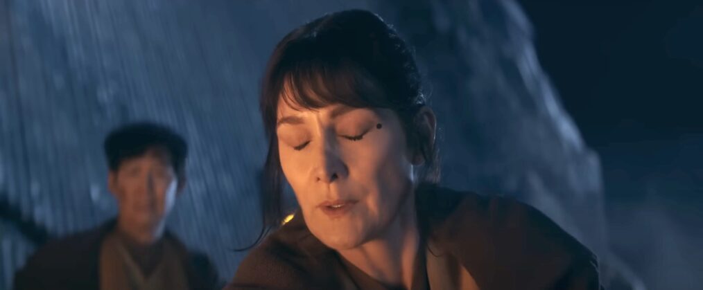 Lee Jung-jae and Carrie-Anne Moss in The Acolyte