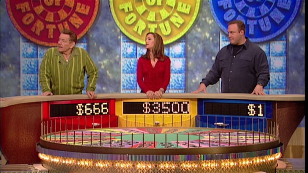 Jerry Stiller, Kevin James, and Leah Remini on KIng of Queens episode that shows Wheel of Fortune