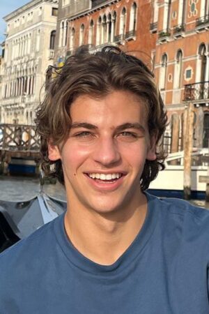 Giovanni Mazza Headshot