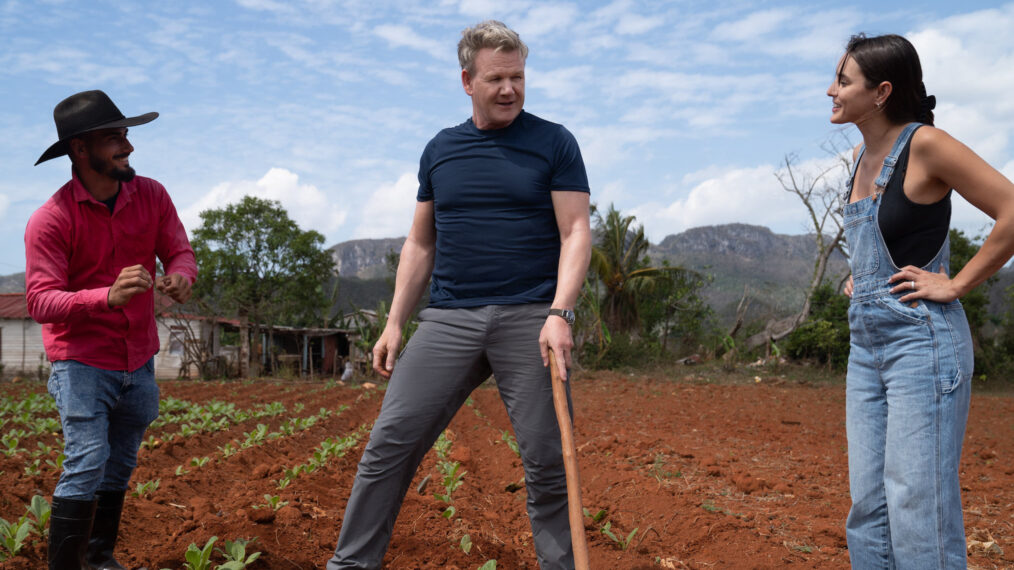 Jose, Gordon Ramsay and Mika talk at the tobacco farm in 'Gordon Ramsay: Uncharted' Season 4 Episode 1
