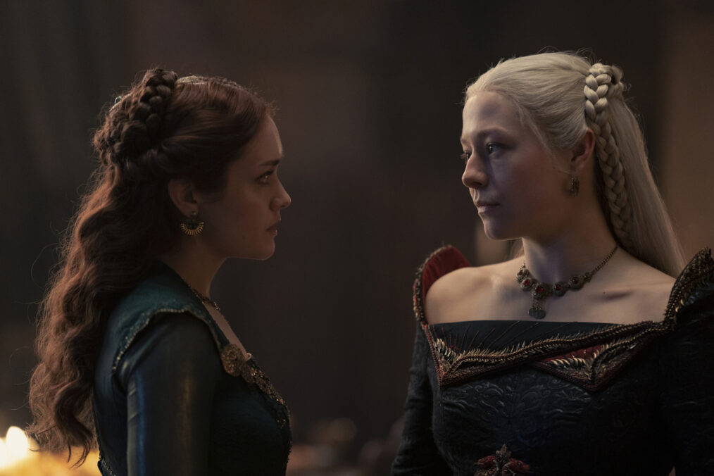 Olivia Cooke as Alicent Hightower, Emma D'arcy as Rhaenyra Targaryen in 'House of the Dragon'