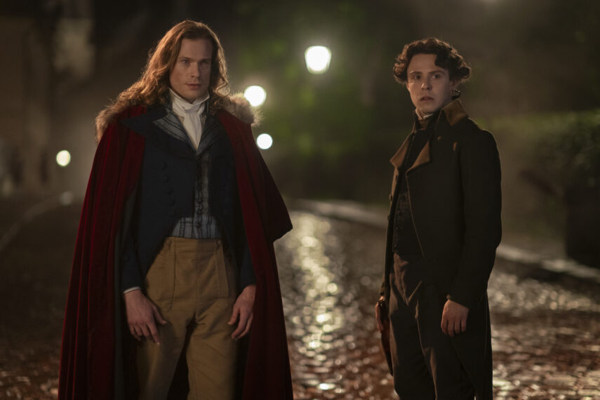 Sam Reid als Lestat de Lioncourt und Joseph Potter als Nicholas in „Interview mit einem Vampir“, Staffel 2, Folge 3 – „Kein Schmerz“